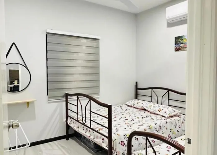 Nowa Residence Rumah Kuning