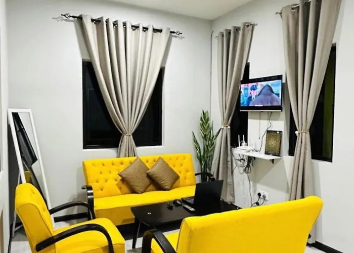 Nowa Residence Rumah Kuning